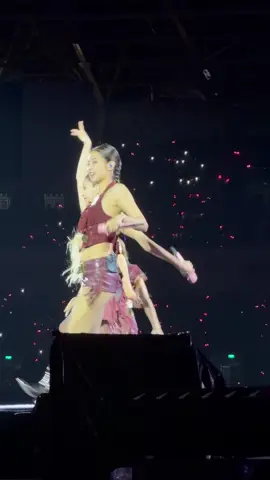 #jennie #rose #lisa #jisoo #blackpink 