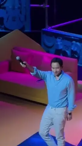 หลายคนคัฟเวอร์ไปแล้ว… ขอ Ver.คุณทิมบ้าง 🥹 #มนต์แคนแก่นคูน  #ให้คนบ่ฮัก #ทิมพิธา 