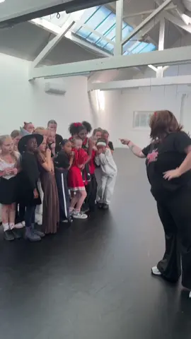 Only way to do Halloween @studio79youthcic 🎃 #halloween #abbyleemiller #abbyleemillerhalloween #fyp #foryoupagе 