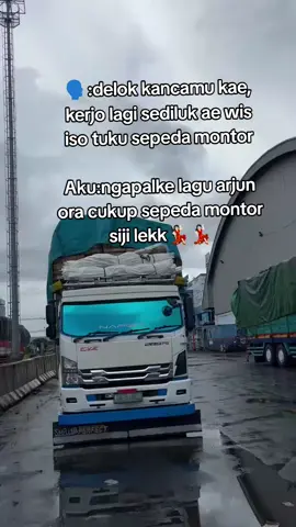 urung nyangoni guru les e😏 #fyp #storytruck #arjun #sopirtruck #masukberanda 