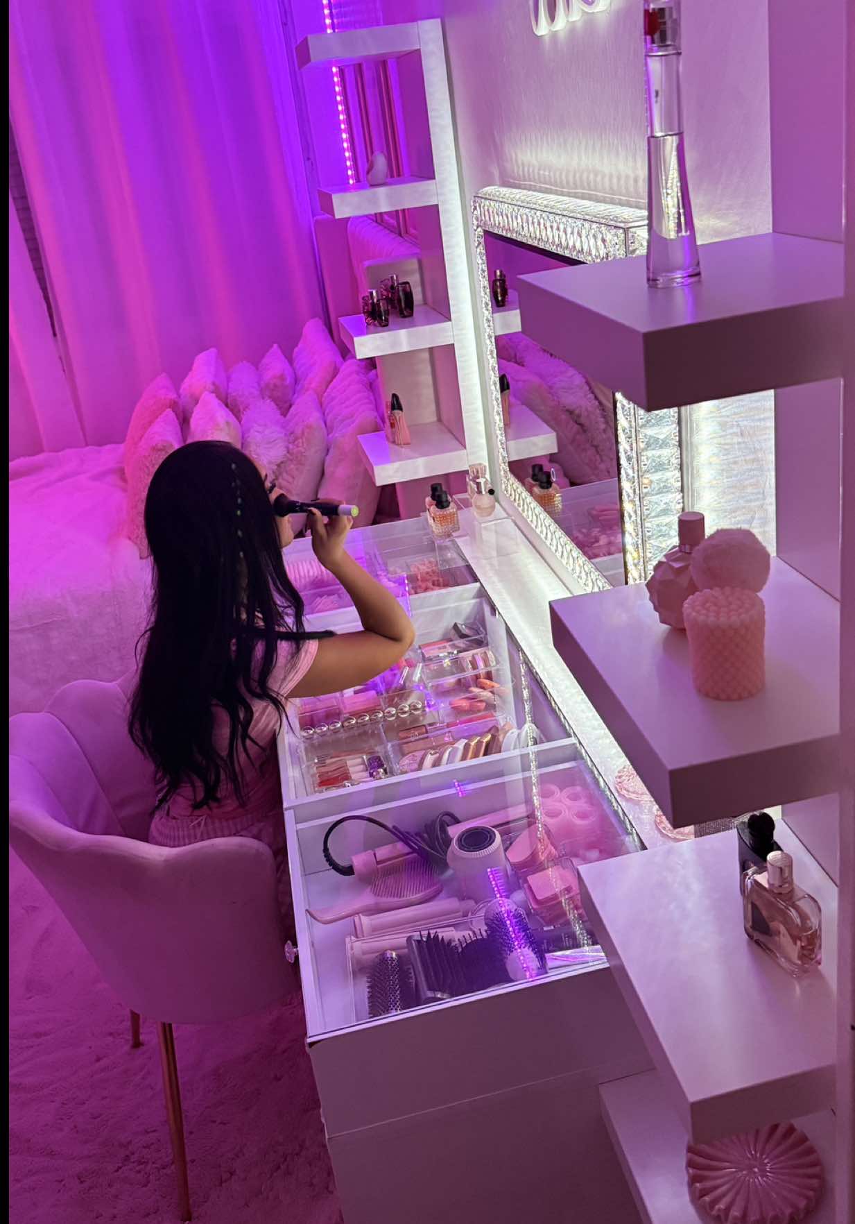 Love my vanity @PRINCESS ROOM princessroom.fr for 🇪🇺 & princessroomus.com for 🇺🇸