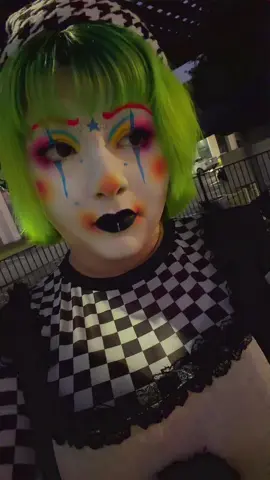 sorry the cosplayer in me popped out for sec there #clown #halloween #clownmakeup 