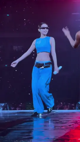 do my, do my ladies run this #jennie #blackpink #deadlineinjakartaday1 