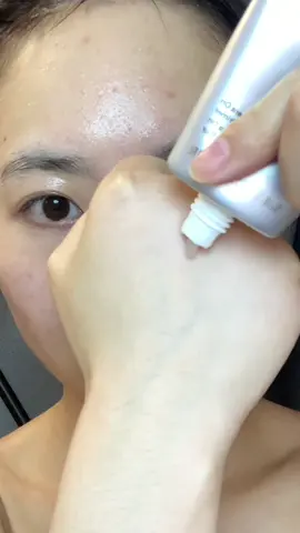 This blur might replace your foundation on 'no makeup' makeup days 👀 ID: 165869699 #PoreBlurring #PrimerMagic #MakeupPrimer #FlawlessSkin #SoftMatte #BlurEffect #SmoothFinish #MatteMakeup #SHEGLAMMusthaves #SHEGLAM