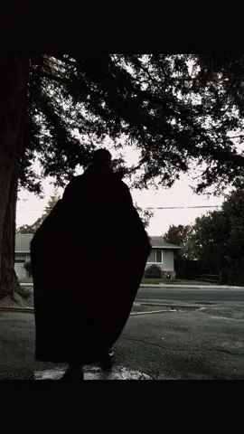 Another phantom video!! Sorry the from part looks weird I had four layers and I was sweating like crazy)  #fyp #phantom #phantomoftheopera #halloween #halloweencostume 