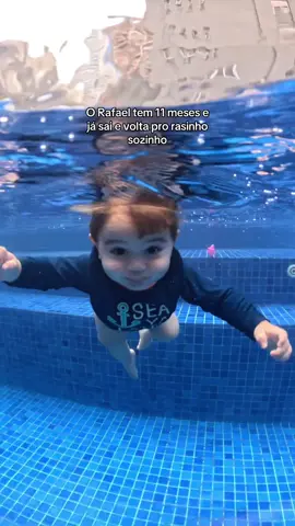 Quer ensinar seu filho a nadar assim também? Me mande uma mensagem que te explico como funciona a minha consultoria on-line onde ensino os pais a ensinarem seus próprios filhos a nadar.