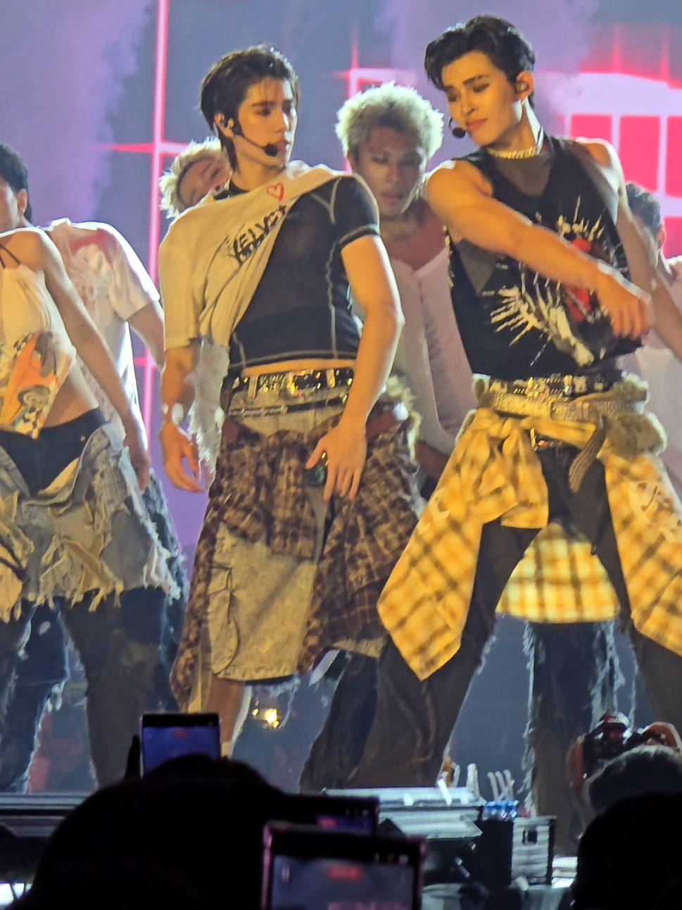 work day2 สุดปัง #ปอนภูวินทร์ #pondphuwin #pondphuwinfancond2 #pondphuwinrendezvous 