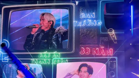 Tình Đơn Phương - Đan Trường live show 30 năm Dấu Ấn Thanh Xuân . #dantruong #liveshow #dauanthanhxuan #30namdauanthanhxuan #trungtamtrienlamquocgiavietnamvec 