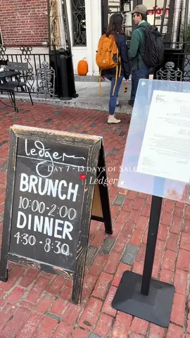 Girl therapy=brunch in Salem at Ledger #salemmassachusetts #brunch #salemwitchtrials #morninginmylife 