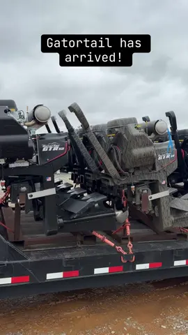 From Southern Louisiana to dealers across the country — GatorTails are on the move! 🚀🐊 #GatorTail #GatorTailOutboards #GTR40XD #AmericanMade #Vanguard   For more information, please give us a call at 337-229-4864 or go to the link below to locate your nearest GatorTail dealer! ⬇️ https://www.gator-tail.com/dealers/