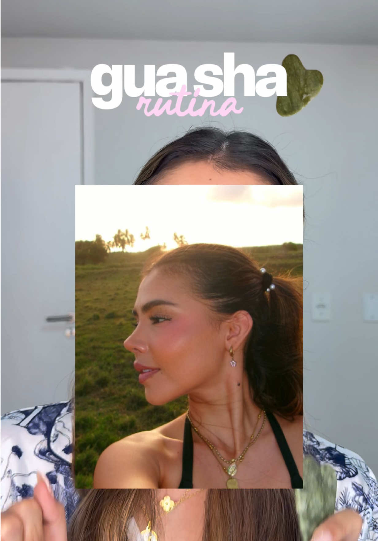 rutina de #guasha para definir, levantar y marcar el #rostro 🙂‍↕️🤌🏼💗 con los masajes de #drenajelinfatico puedes lograr desinflamar y perfilar tu rostro y este es el #tutorial que necesitas ⭐️ #facial 