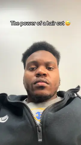 😬🙈🙈 #fypシ #viral #haircut #trending #beforeandafter 