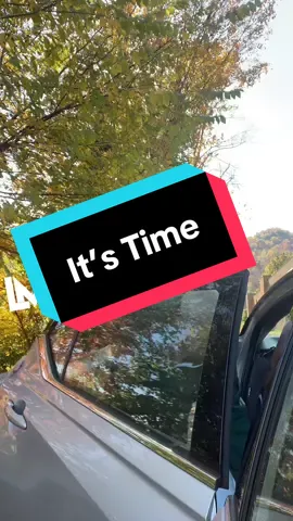 She’s coming Logan Middle!!! Join us in the Parent Drop off lane on Monday!   It’s TIME!!! #middleschool #principalsoftiktok #teachersoftiktok #fyp #foryou 