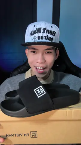 Đi dép mà sang phết ae ạ