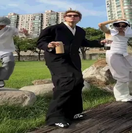 Martin ver. 😛 #martin #cortis #kpopfypシ #martincortis #cortisedit  @✿ 𝓫𝓪𝓷𝓰7𝓪𝓷 @౨˚⌗₊𝑅𝖎𝐡h₊.ᐟᯓ˚ৎ @natittaa:3!! @meggy  Trend made by: @jennie ★ 