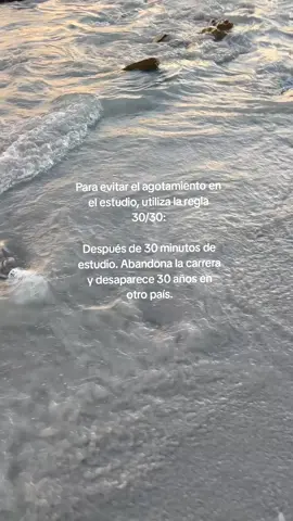 Bromita, estudien.. pero si quieres no es bromita😵‍💫#university #engineering #ingenieria #humor 