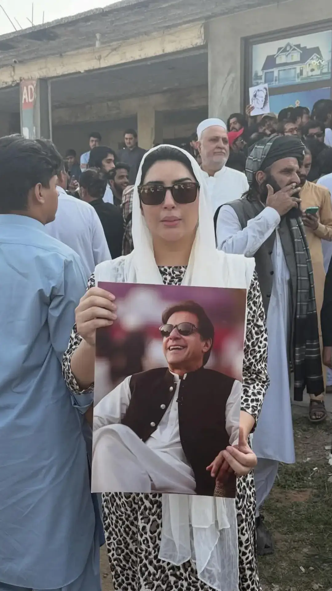 #CapCut #peligrosa #@Imran Khan Official #@PTI OFFICIAL #@𝘔𝘜𝘕𝘛𝘈𝘡𝘐𝘔.𝘒𝘏𝘈𝘕👑 #@King number 2🇧🇫 