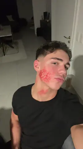 Halloween  #halloweenmakeup #trend #fyp 