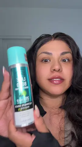 Best lace bond ever!! #kiss #lacebond #kisslacebond #tiktokshopcreatorpicks 