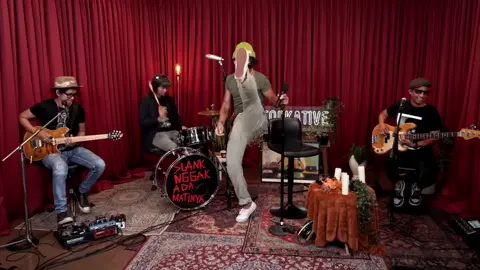 Slank - Seperti Para Koruptor Courtesy of youtube : FOLKATIVE #slank  #sepertiparakoruputor  #folkative 