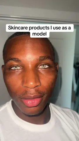 Skincare products I use as a model   @medicube US Store @medicube global  #medicubeskincare #tiktokshopcreatorpicks #tiktokshopblackfridaysale  #modelskincareproducts #skincareproducts 