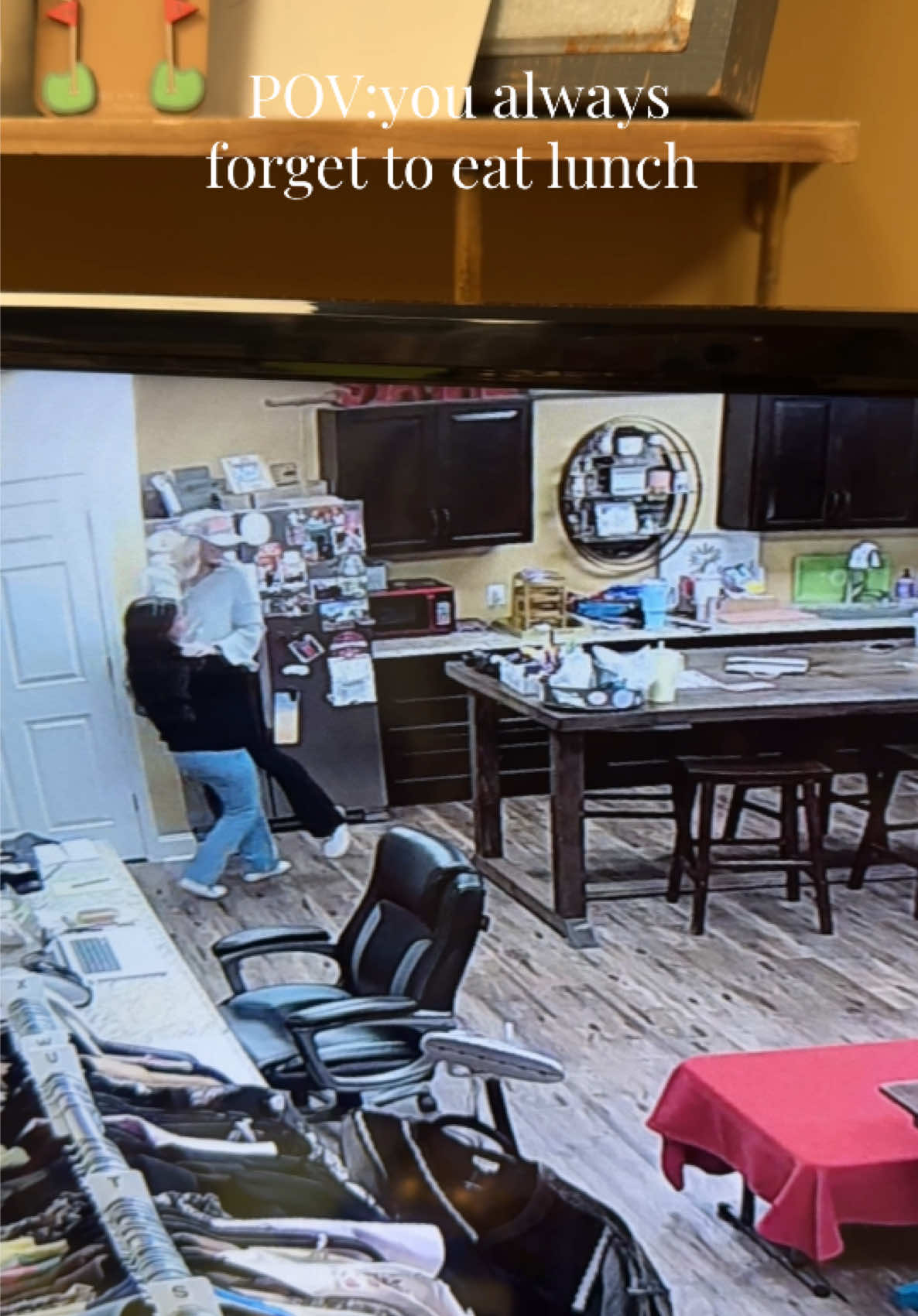 Bahaha this was so funny her tiny self carrying me all that way😂 #fyp #boutique #coworkers #coworkersbelike #funny 