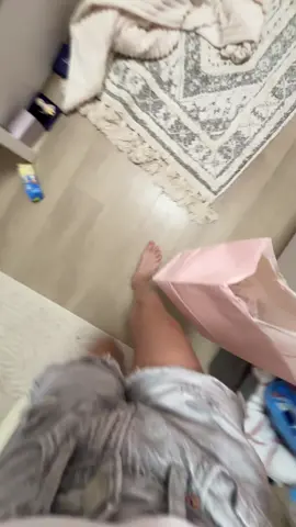 @🧸Pinky's fidgets🎀 @flowerscopie 🌺! 