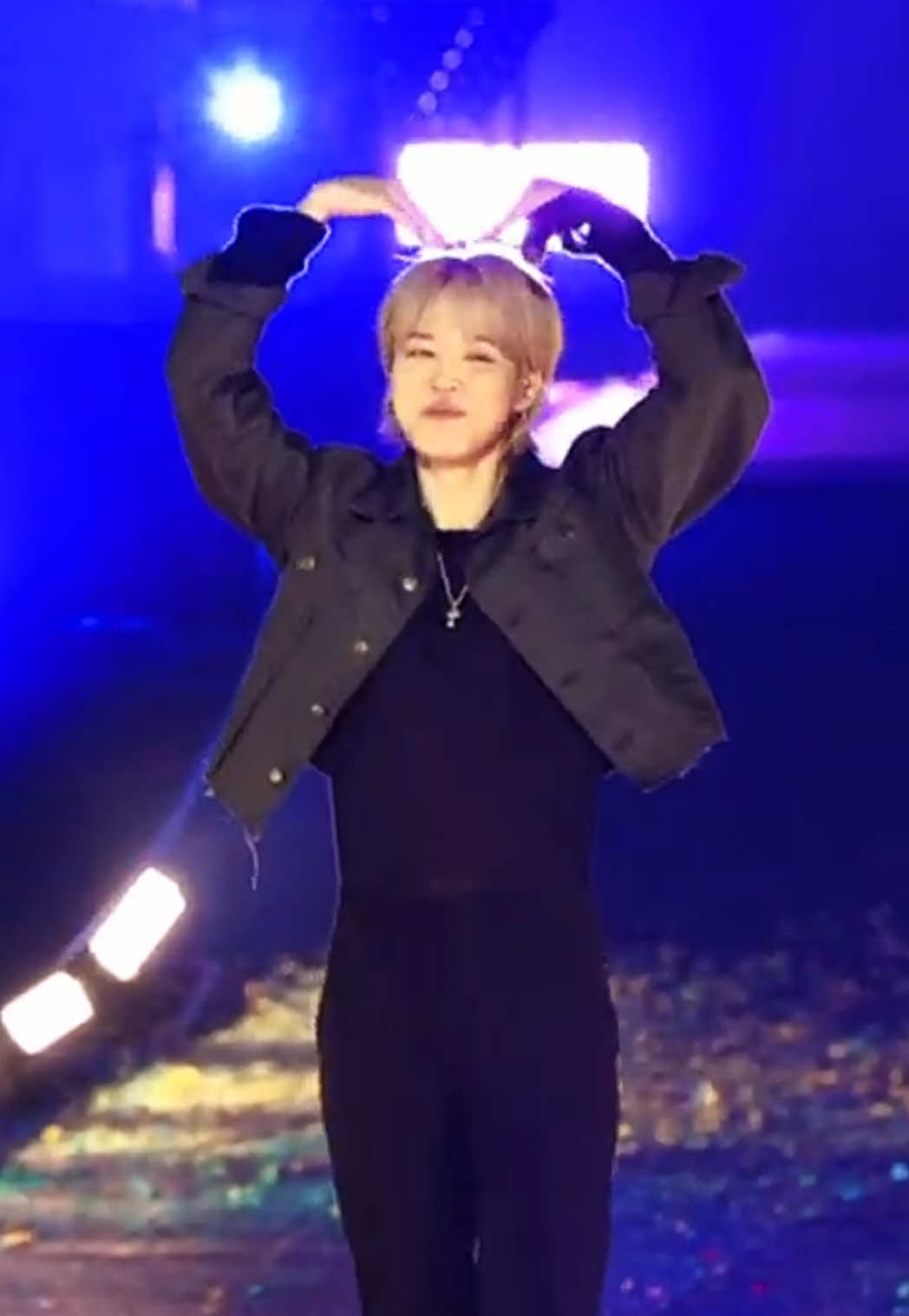 ✨Jimin My Universe on Stage with Jin & V ~ our kings are happy & having fun 💛💜 ~ Jimin at RunSeokJin EP. Tour Encore Incheon Day 2 Concert ⁣ Jimin - Coldplay BTS My Universe Jimin Fancam Jimin Focus Cut BTS RunSeokJin Concert Jimin at Jin Concert Day 2 Blonde Jimin Hot Jimin Handsome Jimin Pretty Jimin Cute Eyes Cute Jimin Moments Jimin Sings at Jin Concert Jimin Jin 251101 RunSeokJin Tour Incheon Jimin Watermark of BTS Jimin Voice Jimin Vocal Range Jimin Growl Voice Jimin My Universe Live Performance Jimin Guest Jin Concert Jimin Vibing ⁣ ⁣ #jimin #jiminbts #jiminie #jiminedit #parkjimin 