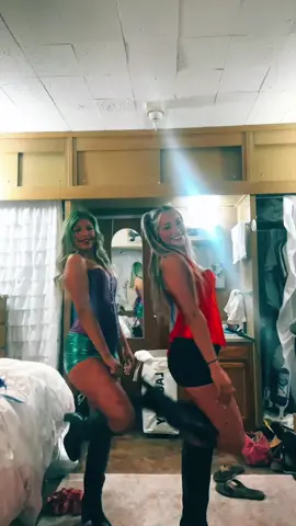 @brooklyn9!! #foryoupage #texastech #halloweekend #halloween #harleyquinn 