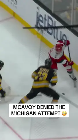 Not on Charlie’s watch 🙅‍♂️ #NHL #hockey #hockeyplayer #boston #bruins 