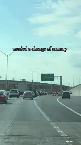 catching fall in Oregon 🍂 #oregon #texas #travel #changeofscenery 