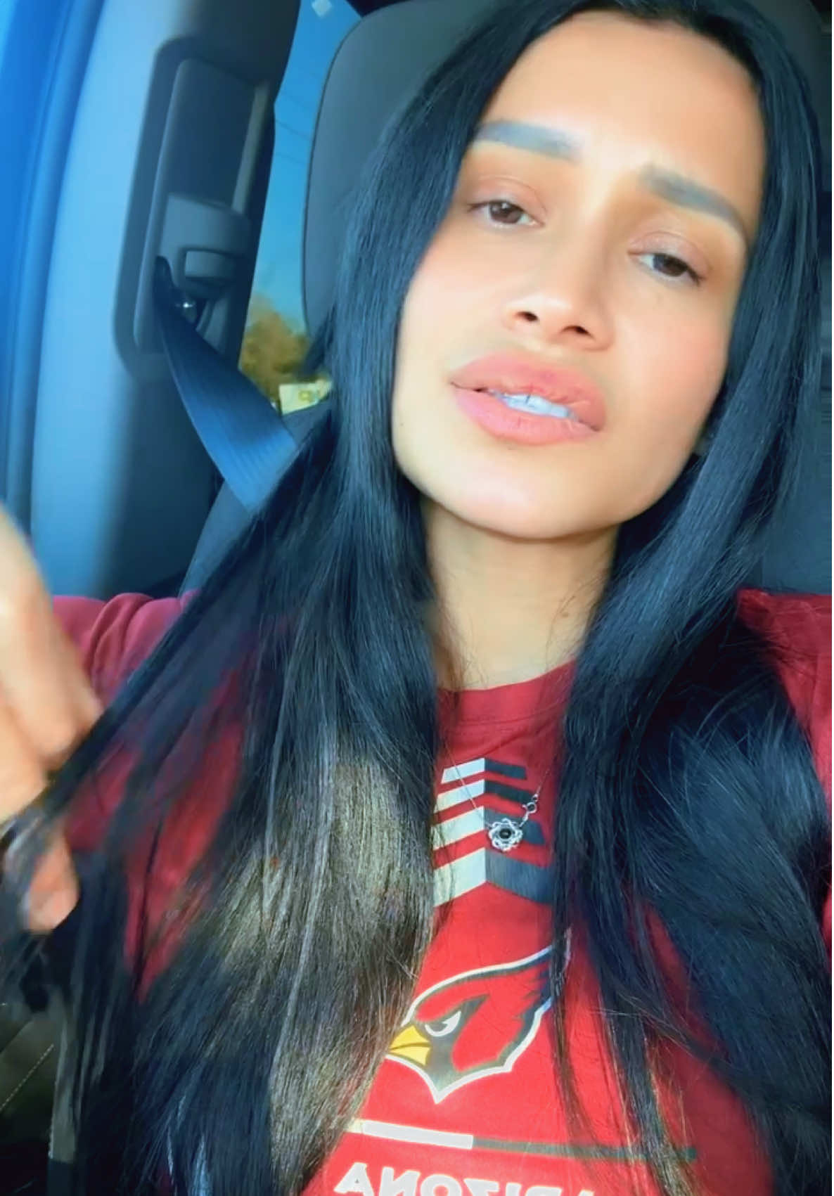 No Estoy Enamorada , Pero Algun Dia lo Volvere A Estar #soyanaevelin85 #unapelinegralinda🖤👩🏻 #latinacontentcreatortok #50kfollowers❤ #fyp 