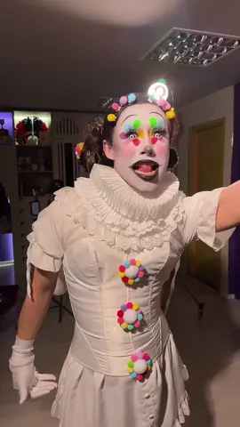 I wake in the morning and i step outside  #trend 