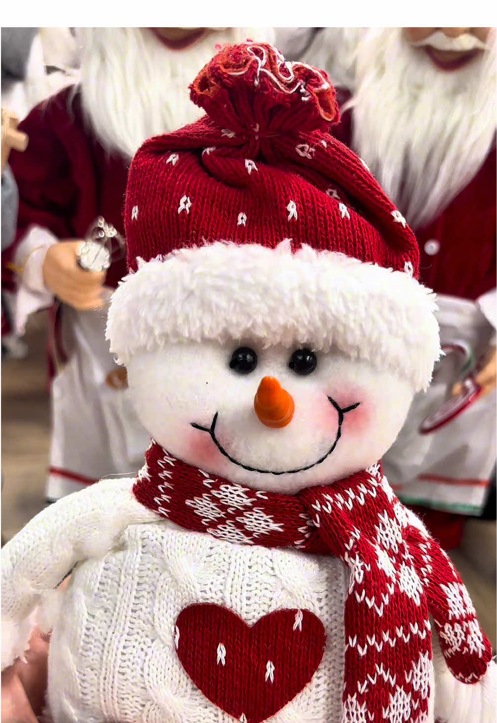 Perfeito pra deixar sua decoração de Natal ainda mais charmosa! 🎄 #AchadinhosShopee #NatalPerfeito #bonecodeneve #natal