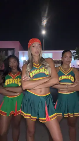 go clovers go go go clovers 