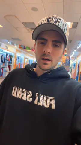 Just yappin, we’re gonna find something good soon! Even the lightning sux 😭 without a filter it looks like your trying to film the sun #norfolknebraska #retail #business  