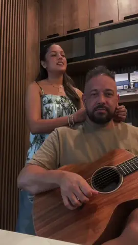 Yeshua, o nome acima de todo nome! 🙌 Que toda língua confesse que Ele é o Senhor. . . . . . . . . . . . #Yeshua #Adoração #Fernandinho #JesusVive #Louvor