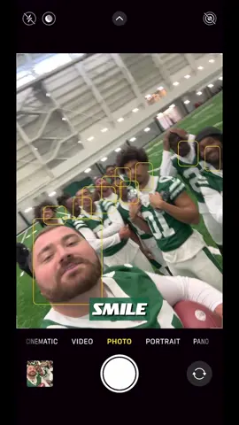 The old screen-record-while-taking-a-photo trick...classic #nyjets #prank #screenrecord 
