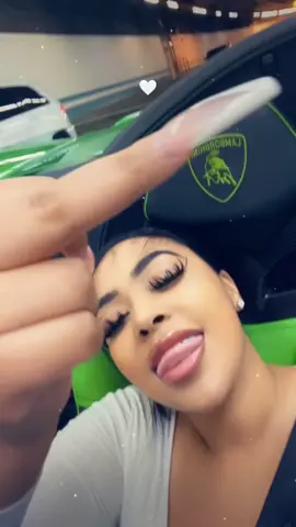 Something about a fast car.🔥‼️🏎️😮‍💨 That sound #beauty #fyp #lamborghini #vibes #friends 