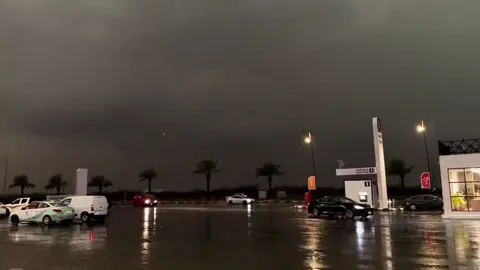 ‏لالإله الا الله وحدهولاشريكله له الملك وله الحمد وهوا على كل شئ قدير #قران #ترند #سبحان_الله_وبحمده_سبحان_الله_العظيم #CapCut #توبه_استغفر_الله 