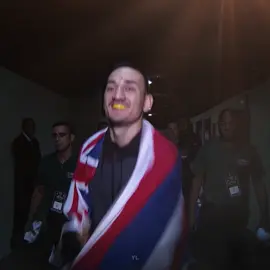 i just wanna chill and twist the lye #maxholloway #fy #UFC #50cent