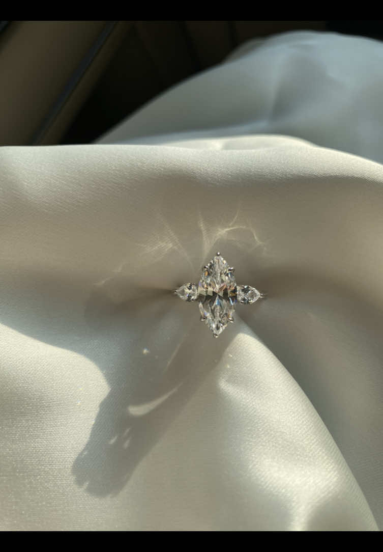 Featuring the ‘stardust’ ring on our website (shopkyrajewels.com)  #engagementring #925sterlingsilver #rings #affordablejewelry #promisering 