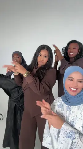 Senegalisatioooooon 🇸🇳💃 @Assiatique @Sandy 🍭🦄 @fatou.djnd 