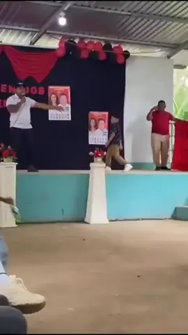 Vamos con @A la Orden (Papi a la Orden) 