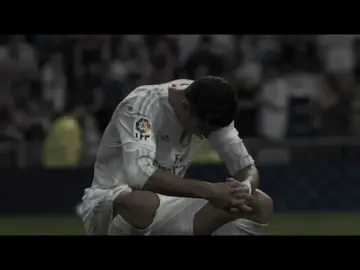 كلّ ما كنتُ أثق به صار غريبًا، حتى قلبي صار يؤلمني حين أتذكّره.......وما أحزنني ليس التغيّر، بل أنّي لم أتنبهْ في أيّ لحظةٍ حدث #viralvideo  #viral  #viraltiktok 