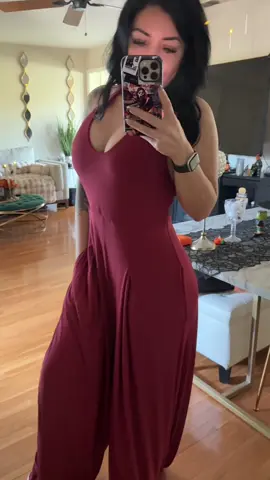The OQQ backless jumpsuit = instant main character energy 😍 im wearing a size medium.🩷 