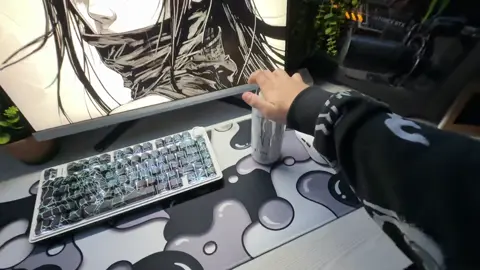 Monsterr😈#techtok #pc #setup #gamingpc #fyp 