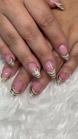 #WeddingNails #NewNails #AlmondNails #TikTok #FrenchNails