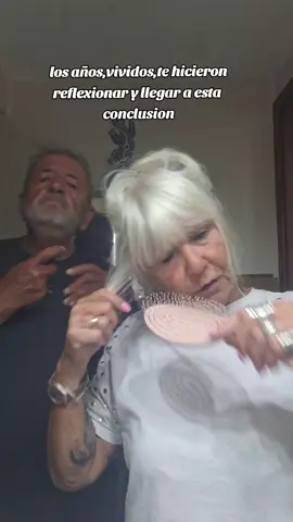 en otras palabras la billetera gorda#parati #humor #😂😂 #viejitosentiktok 