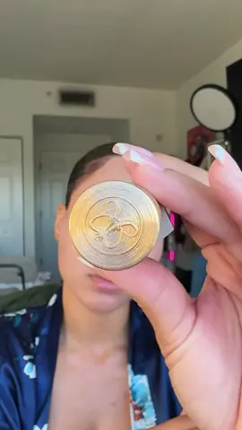 @Anastasia Beverly Hills has one of these best contour stick ☺️ #anastasiabeverlyhills #creatorsearchinsights #makeup #fyp #fatimaaltieri 